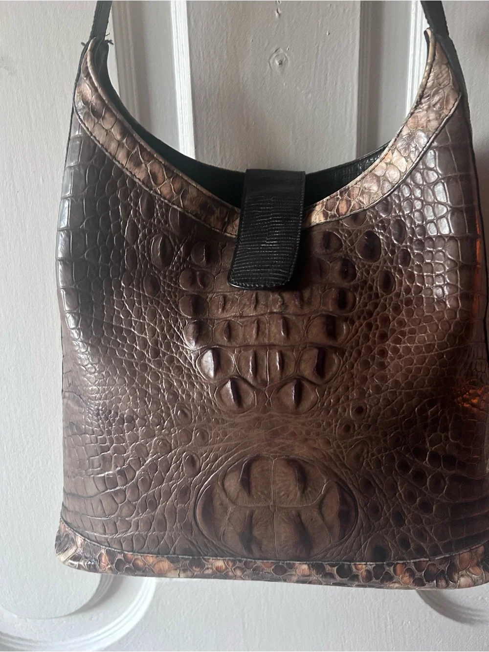 Brahmin Kendall VTG Brown Crocodile Leather Tan Black Trim Shoulder Purse Tote